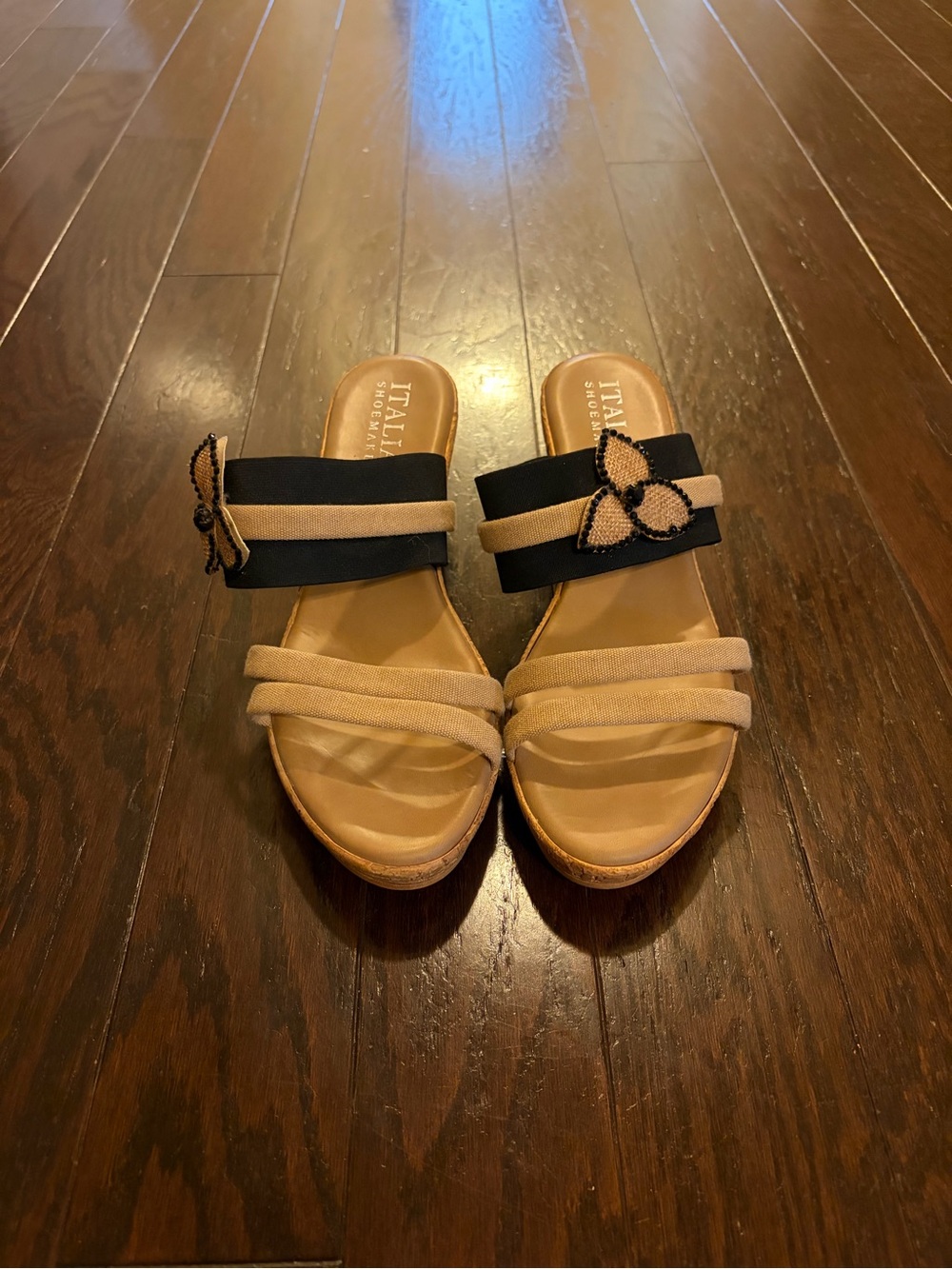 Italian Shoemakers Beige & Black Slide Sandals
